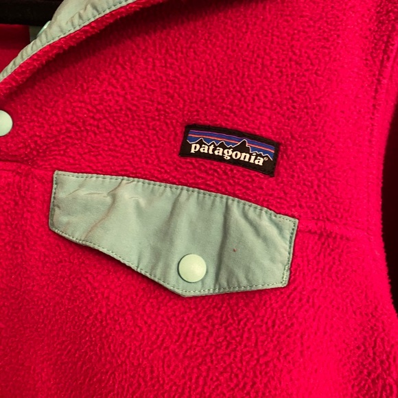 Patagonia Synchilla Pink/Strawberry - Picture 4 of 4
